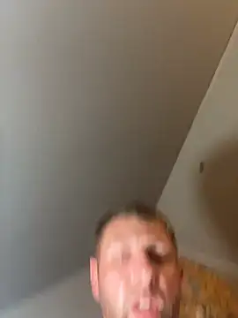 LoveGooroo87 webcam
