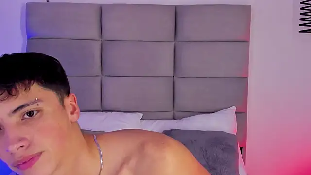 JoshClaarktt webcam