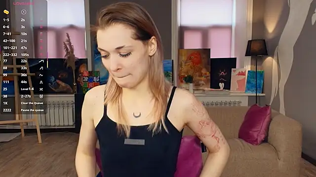 CleopatraHabibi webcam