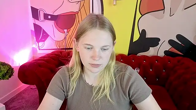 NikkyReyyy webcam