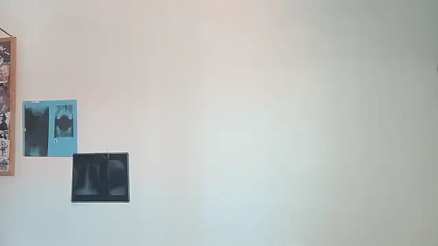 peachyglowX webcam
