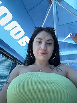 Wet__Bunny webcam