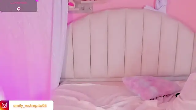 Emily_restrepo webcam