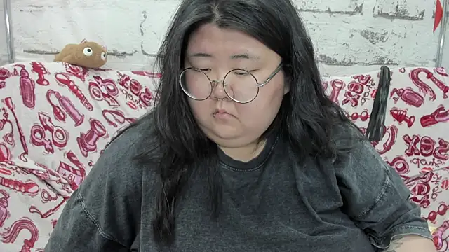 Nadine_asian webcam