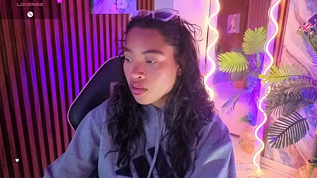 penelope_tay1 webcam