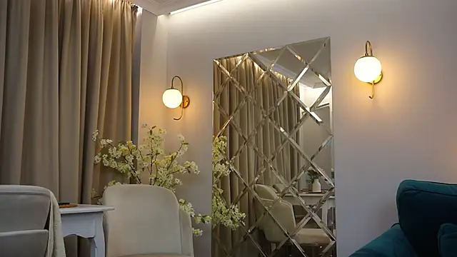 amiraroshen webcam