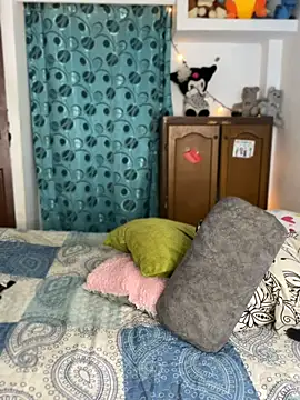 dana_falcoo25 webcam