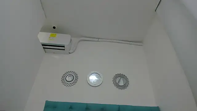milky_emma18 webcam