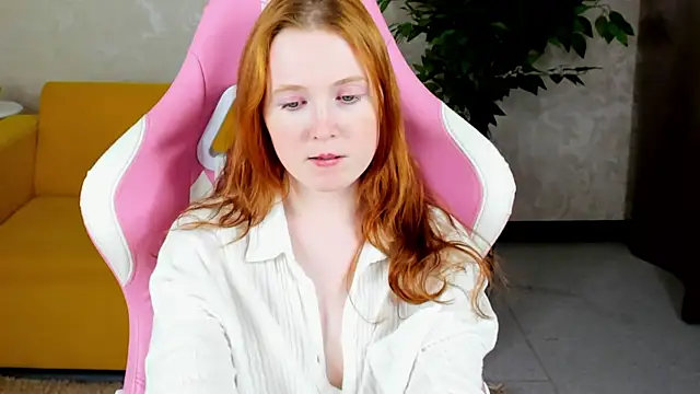 ari-kittyy webcam