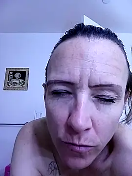 Calissweetestchick_1M webcam