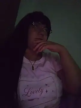 Louise_0105 webcam