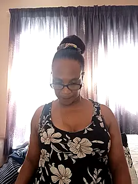 Hotgrannyx webcam
