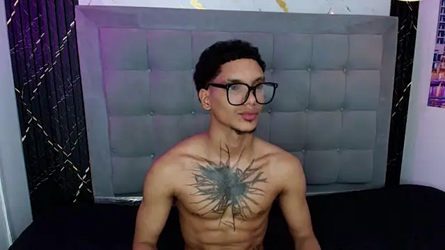 kai_storm77 webcam