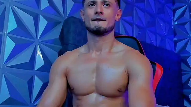 Adonys_Lewis_ webcam