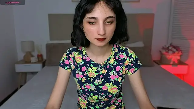 Little_zoi webcam