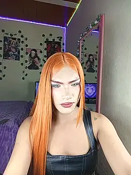 _KittyQueen12 live cam on StripChat