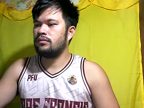 HairyHottestpinoyHandsome webcam
