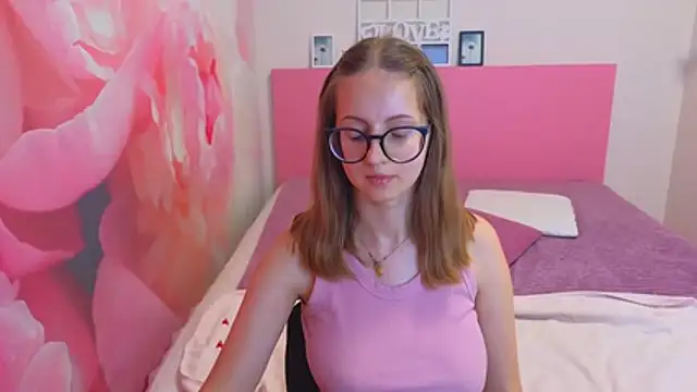 AliceAdams webcam