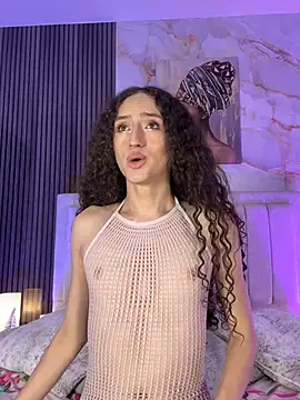 pinky_peach webcam
