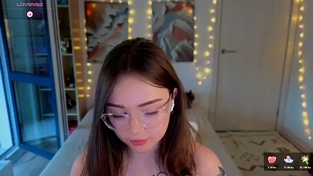 MilenaSaint webcam