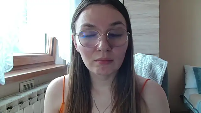 LooveELLYx webcam