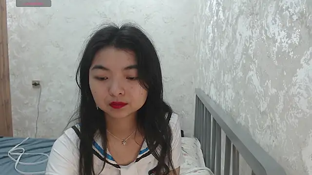 Shy_Kira webcam