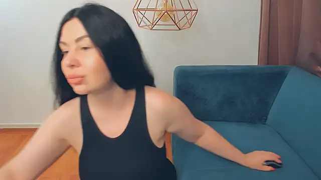 BrilliantGirll webcam