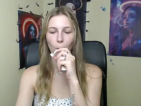 StrangerGi webcam