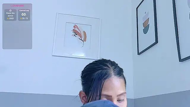 yourcuteneighbourr webcam