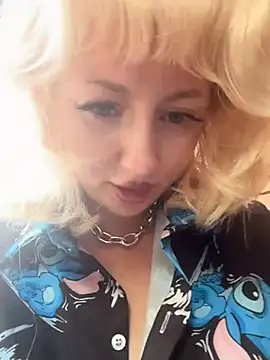 RonnieKiss webcam