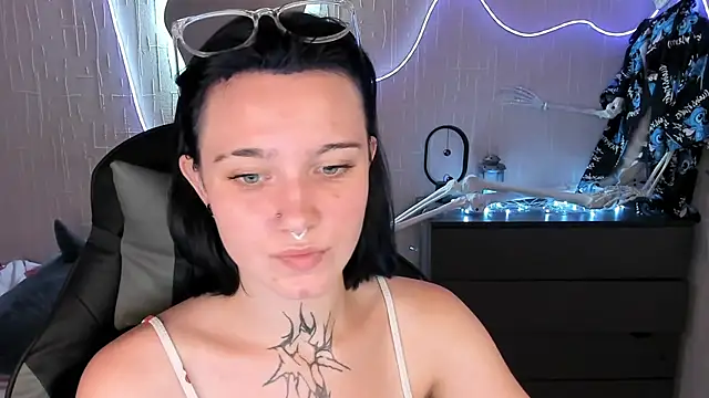 elastikisss - Elastikisss's free webcam - UK Sex Cams