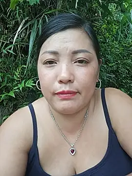 sary-hot2x webcam