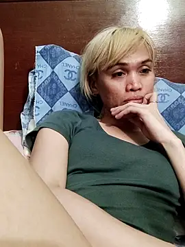 QueenSoreal webcam