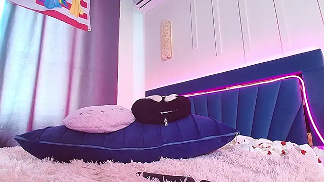 kok0mi live cam on StripChat