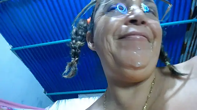 alina_maturehot webcam