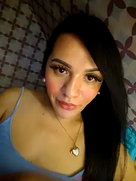 Yourbabyshane webcam
