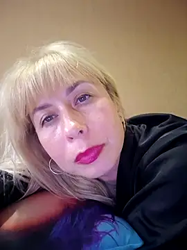 SelinaLovqx webcam