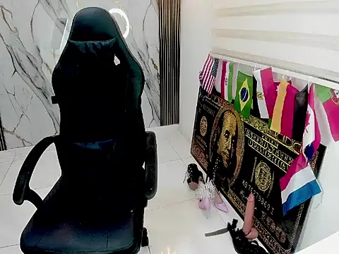 queen_findom1 webcam