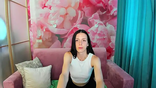NoirDiva webcam