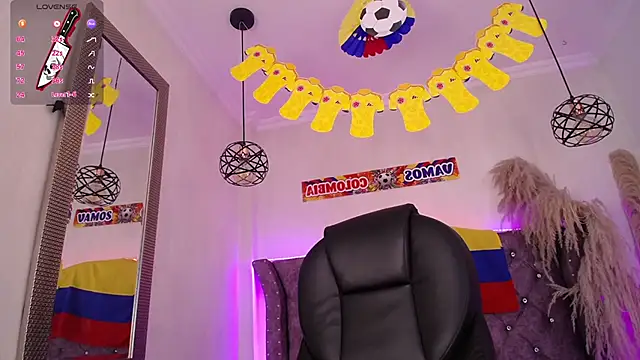 Amara_Davis1 webcam