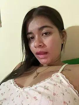 Kloe_1223 webcam