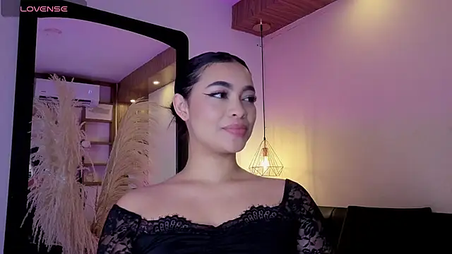 Chloe_monroee webcam