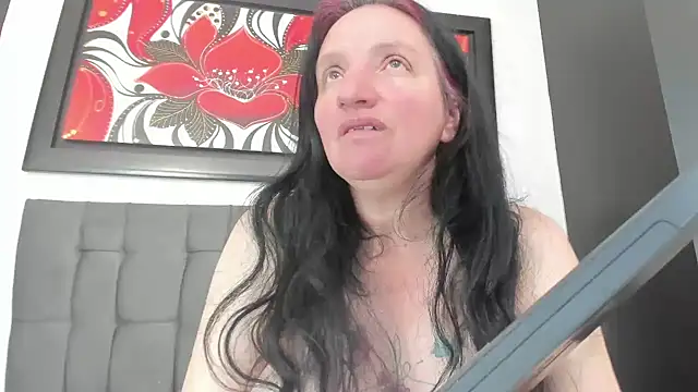 CloeMature webcam