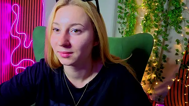 RosalieHandley webcam