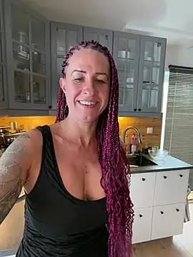 GermanMilfJasmin webcam