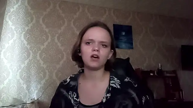 FlirtingAdele_1 webcam