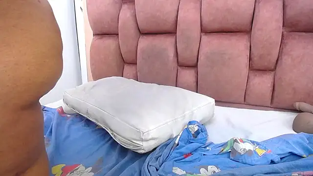 arianna_pearl webcam