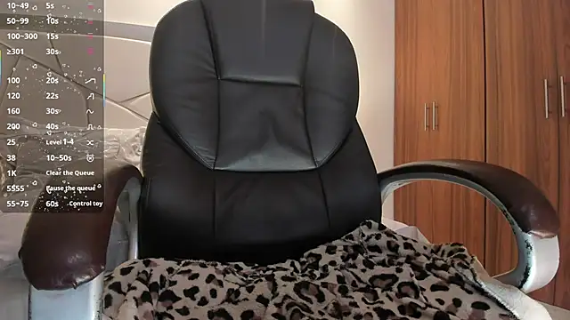 Natasha_Kiim_ webcam