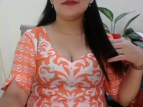 _chitranshi live cam on StripChat