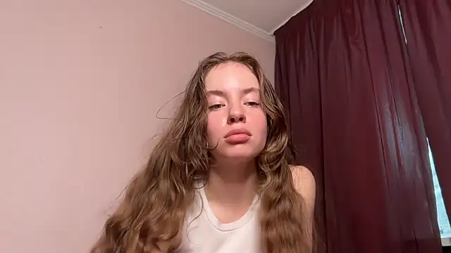 RoxyVivid live cam on StripChat